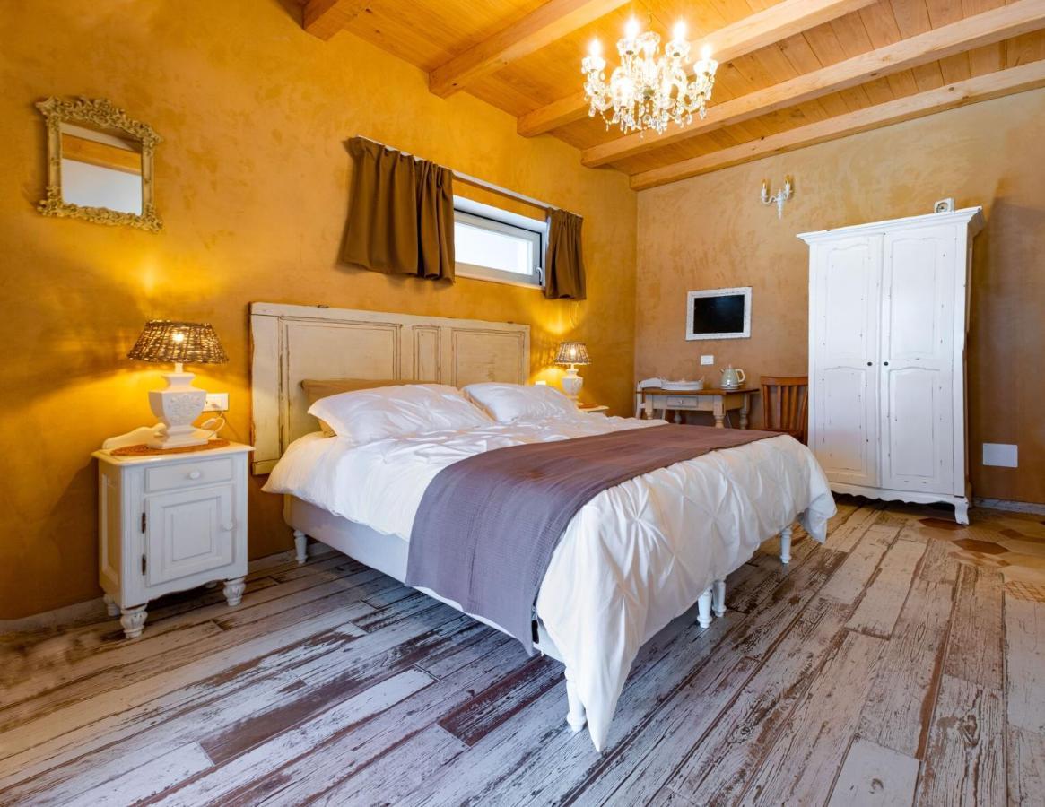 Aria Di Bosco Bed & Breakfast L'Aquila Ngoại thất bức ảnh